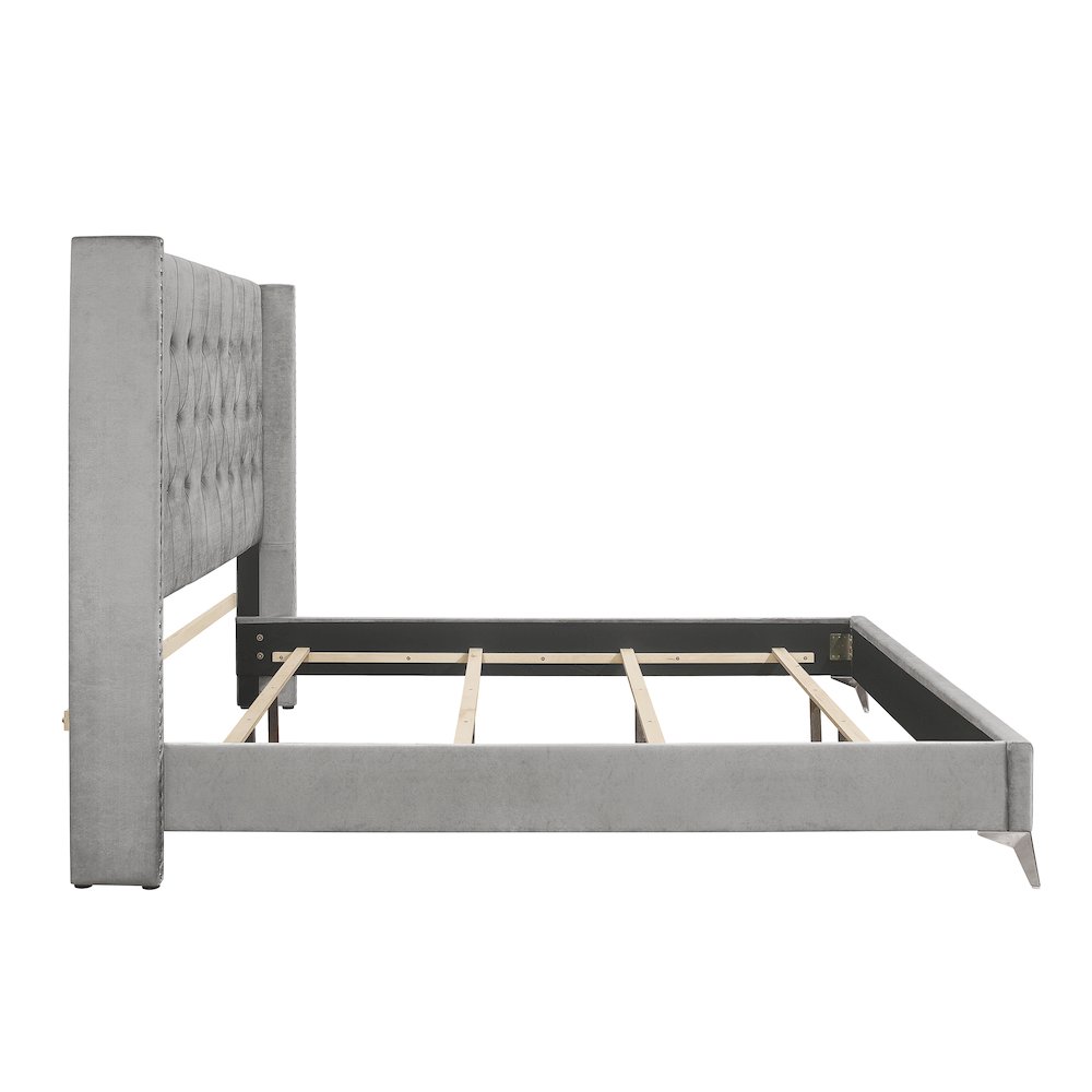 Huxley Wood Full Bed, Gray. Picture 1