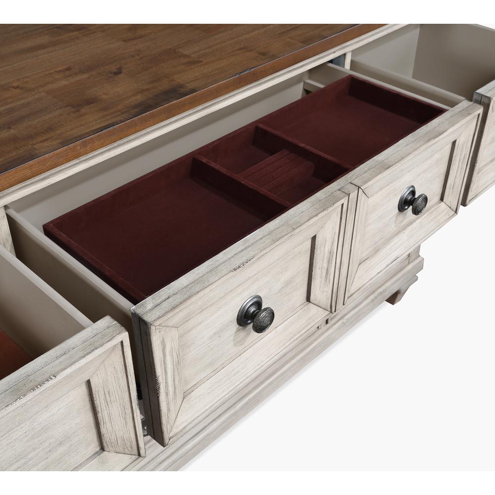Mariana Dresser -Vintage Creme. Picture 8