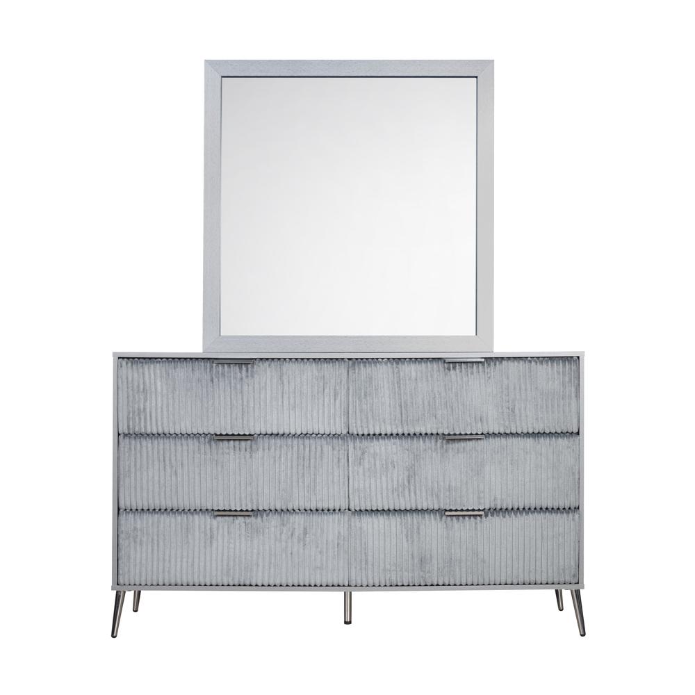 Kailani Dresser- Gray. Picture 2