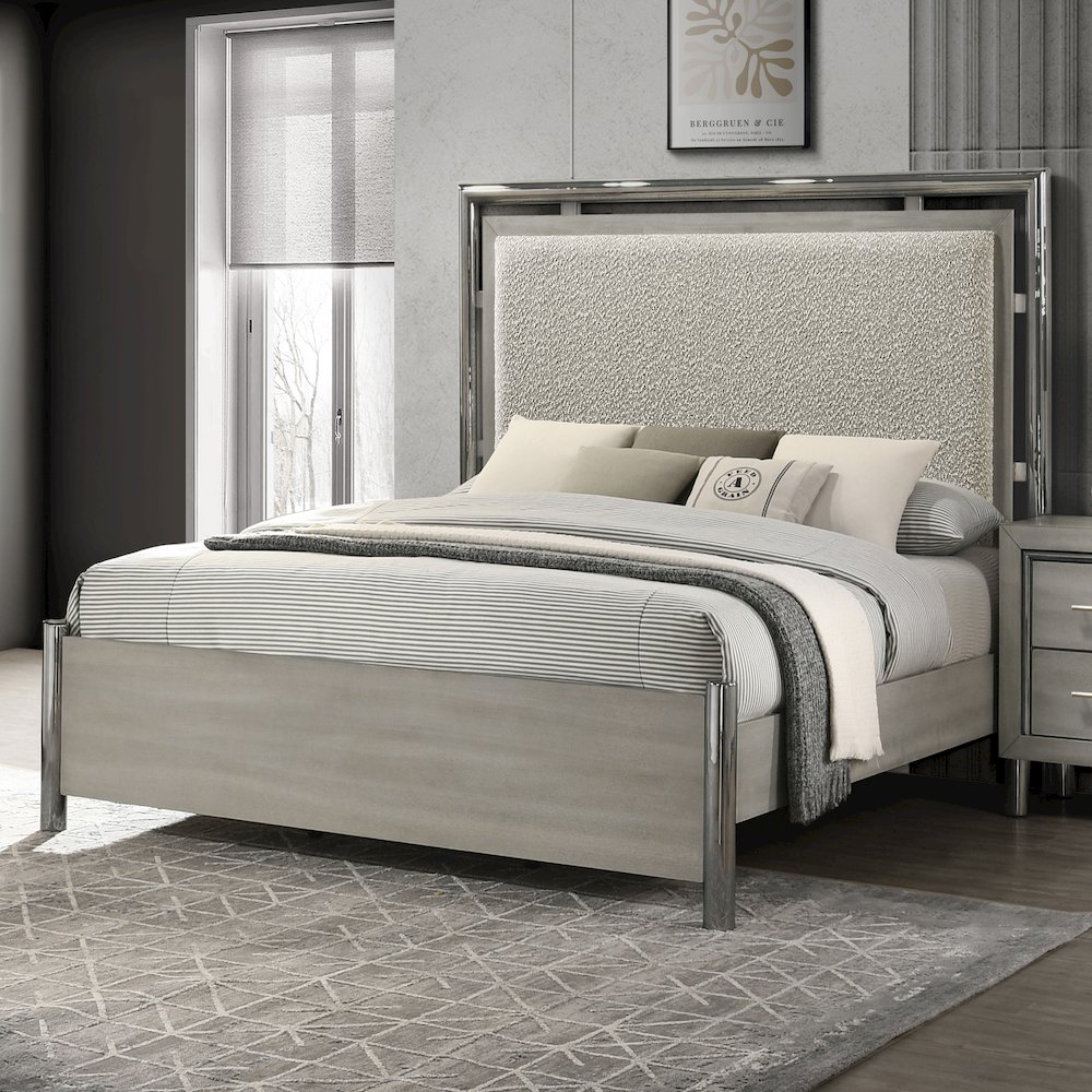 New Classic Furniture Lennox Wood Queen Size Panel Bed in Gray. Picture 2