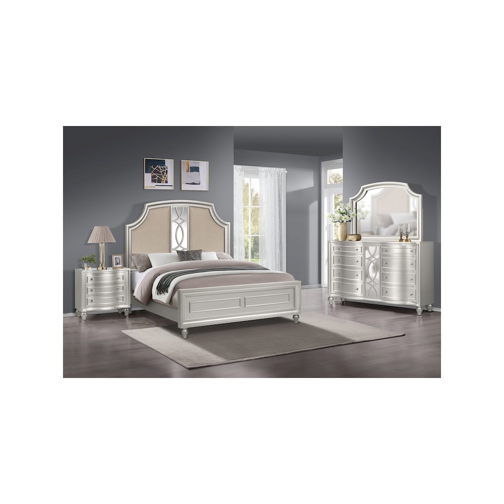 Reflections 4-Pc Wood Queen Bedroom Set (B/Dr/Mr/Ns), Silver. Picture 2