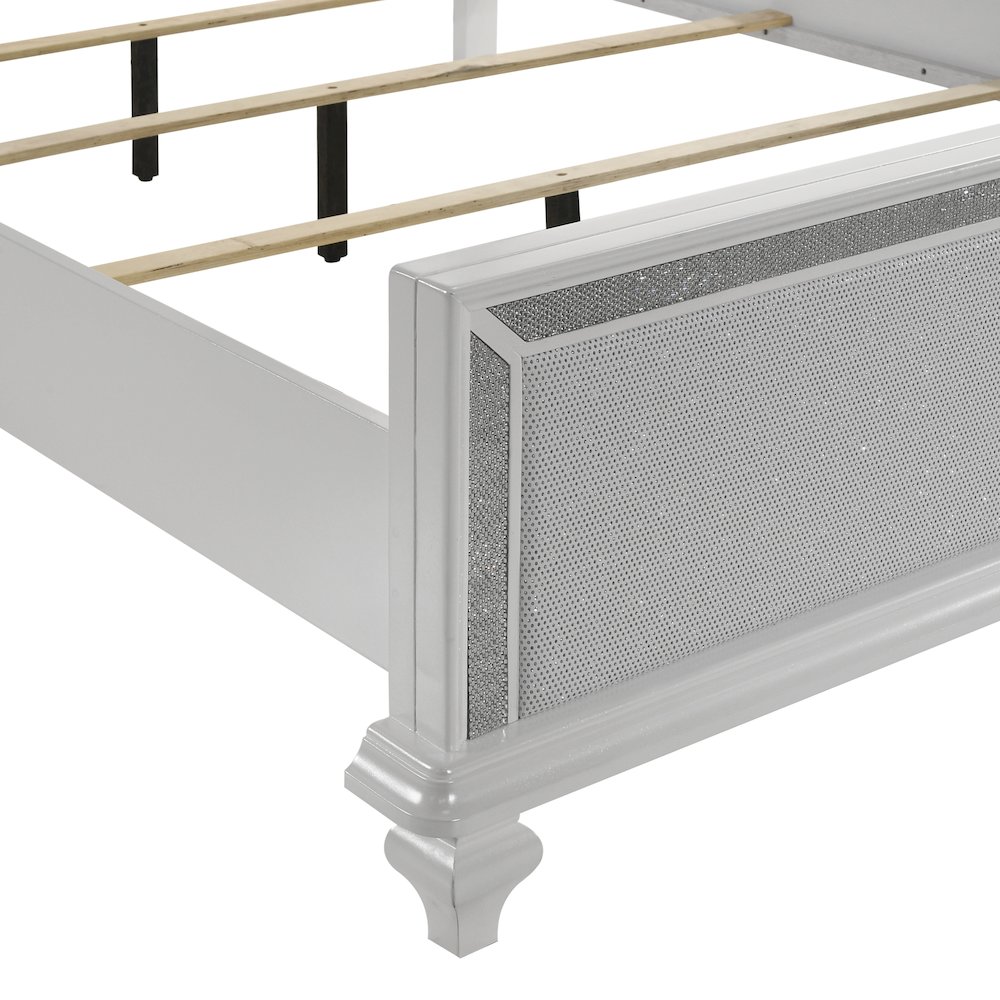 Stardust Solid Wood Queen Upholstered Bed, White. Picture 5