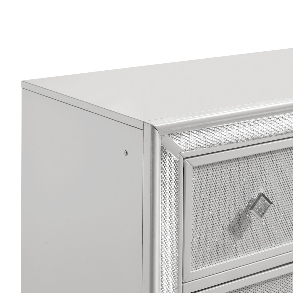 Stardust Wood 6-Drawer Dresser, White. Picture 7