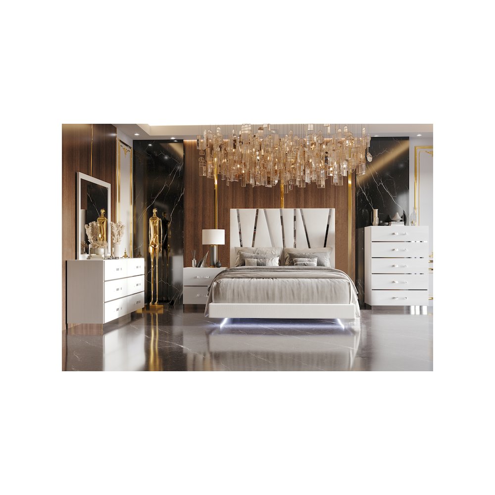 Europa 5-Piece Wood King Bedroom Set (B/Dr/Mr/Ch/Ns), White. Picture 13