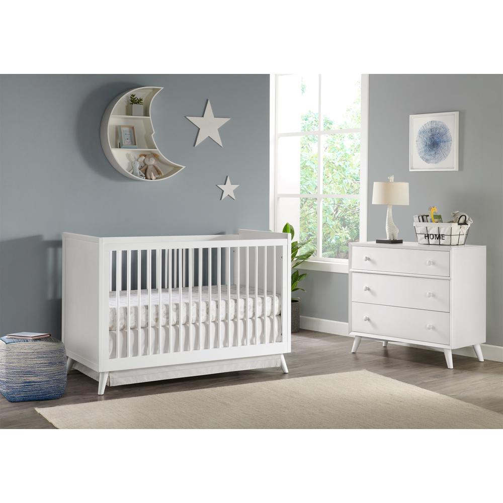 Oxford Baby Dawson 3 Drawer Dresser White. Picture 5