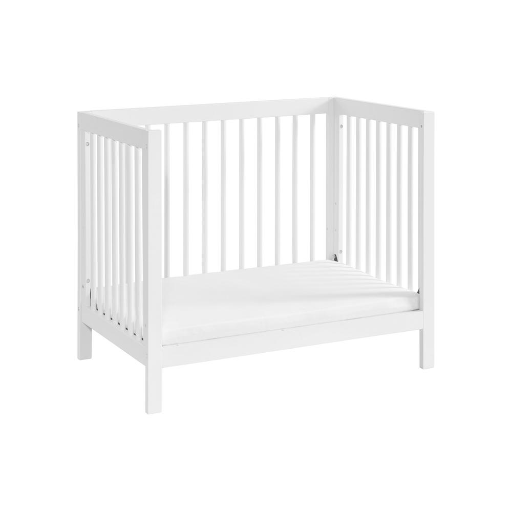 Soho Baby Essential Mini Crib White. Picture 3