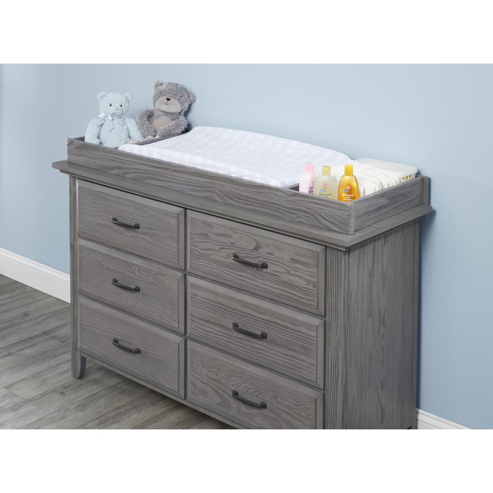 Soho Baby Chandler Changing Topper Graphite Gray. Picture 3