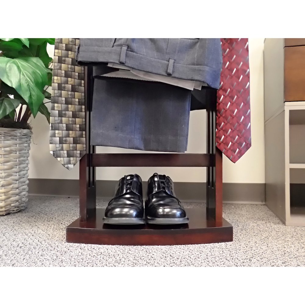 Wardrobe Valet w/contour hanger. Picture 13