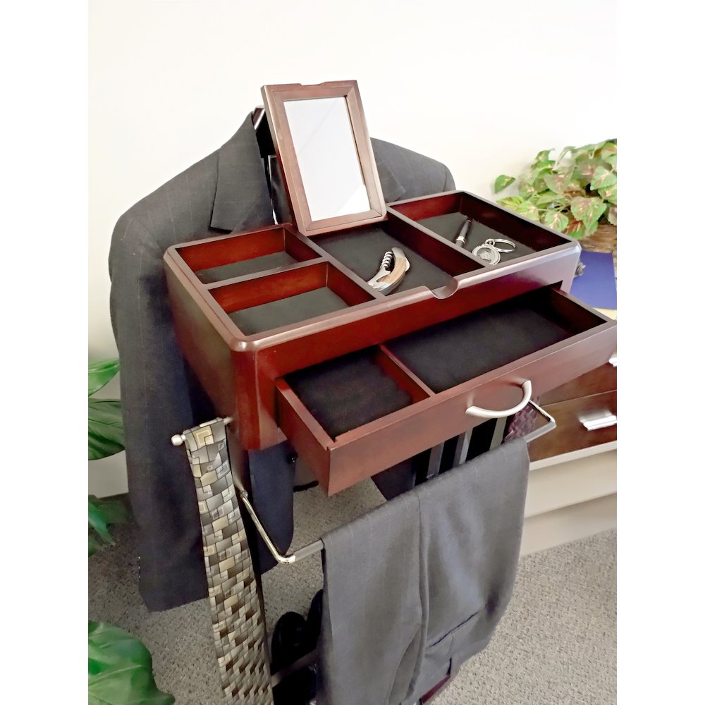 Wardrobe Valet w/contour hanger. Picture 16