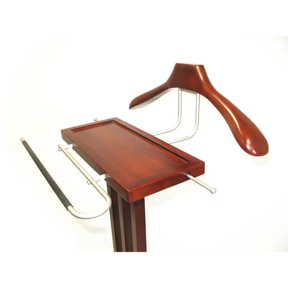 Wardrobe Valet w/contour hanger. Picture 3