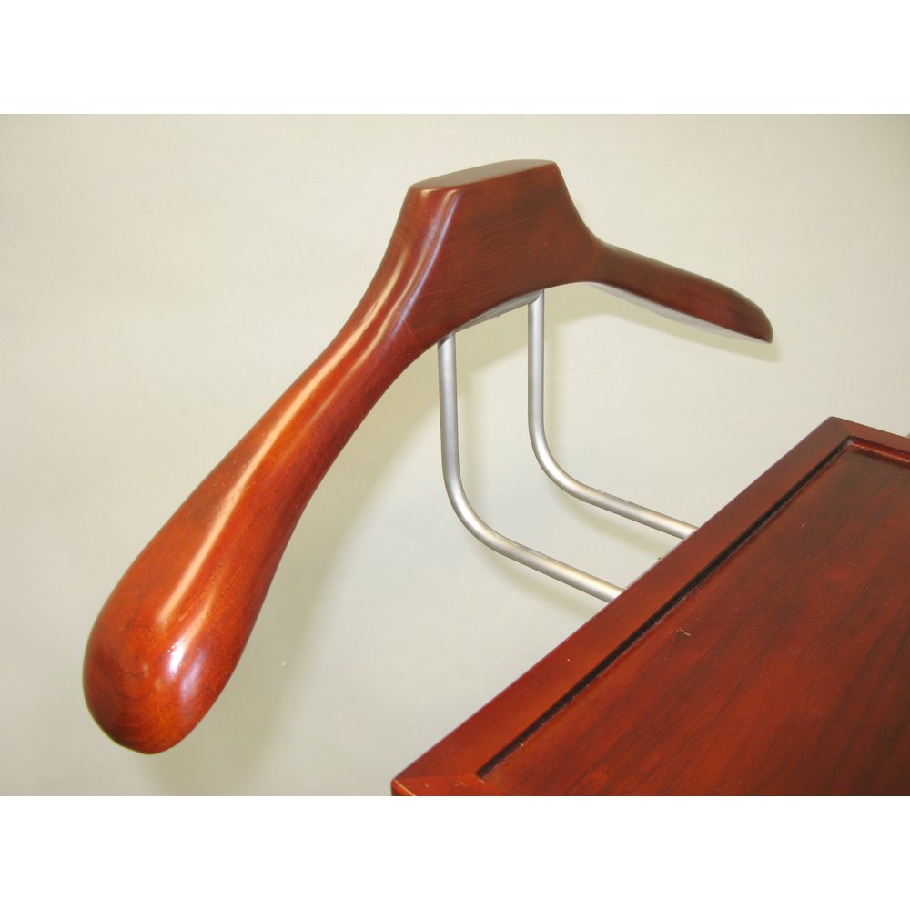 Wardrobe Valet w/contour hanger. Picture 5