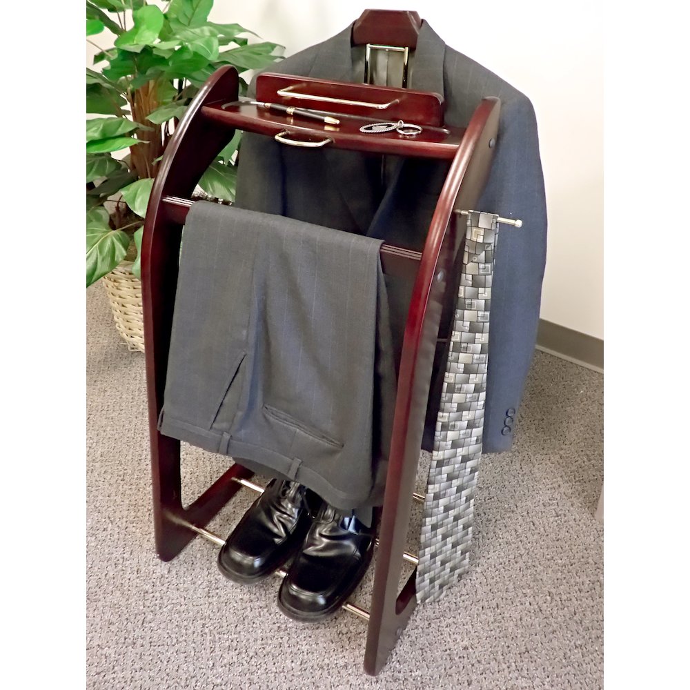 Wardrobe Valet with Brass Hardware - Mahogany. Picture 12
