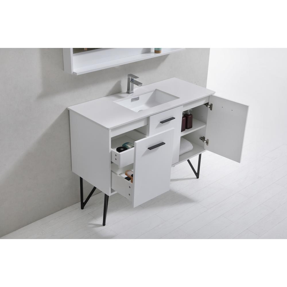 Bosco 48" Modern Bathroom Vanity w/ Quartz Countertop and Matching Mirror. Picture 5