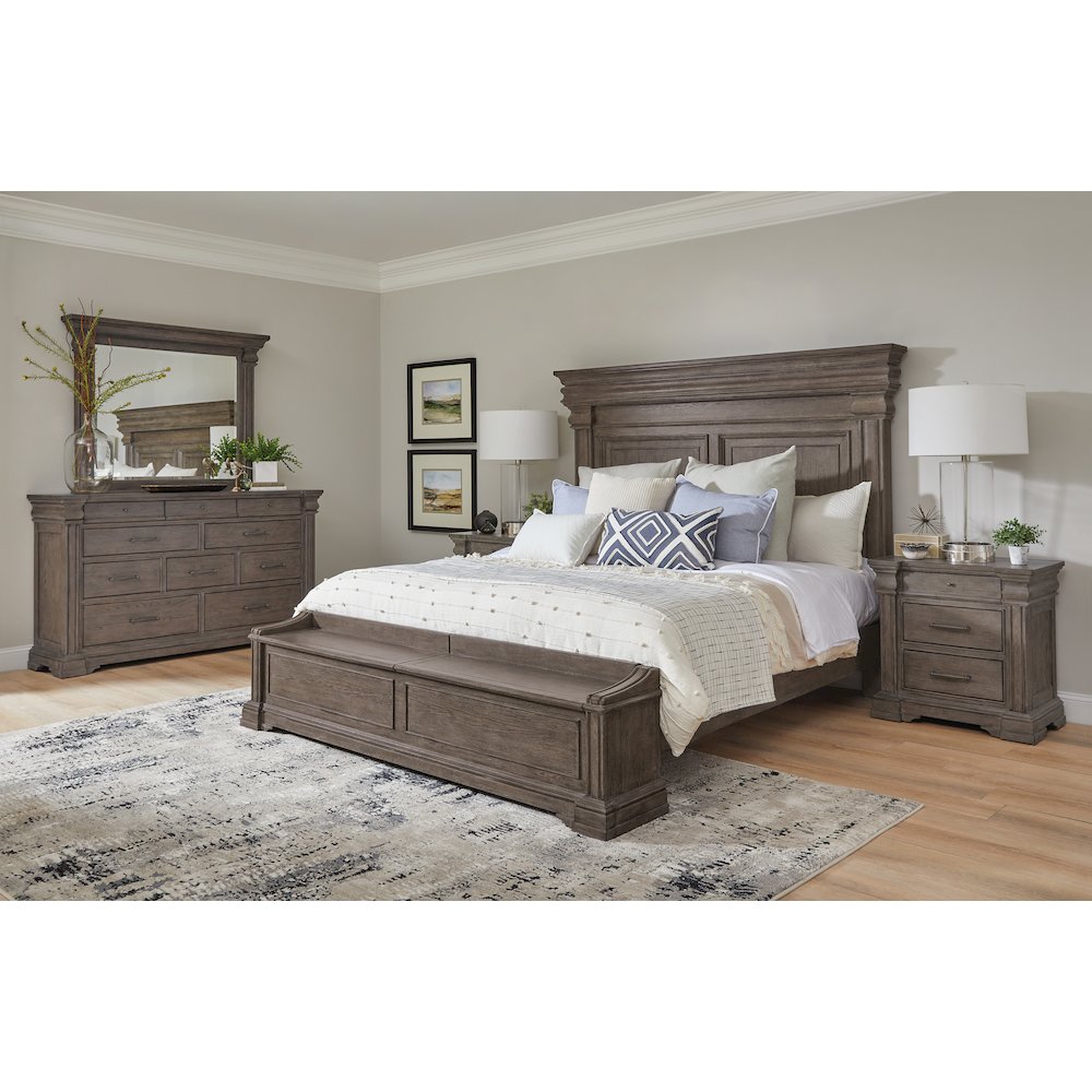 Madison Ridge Brown Queen Bed with Chest Footboard. Picture 9