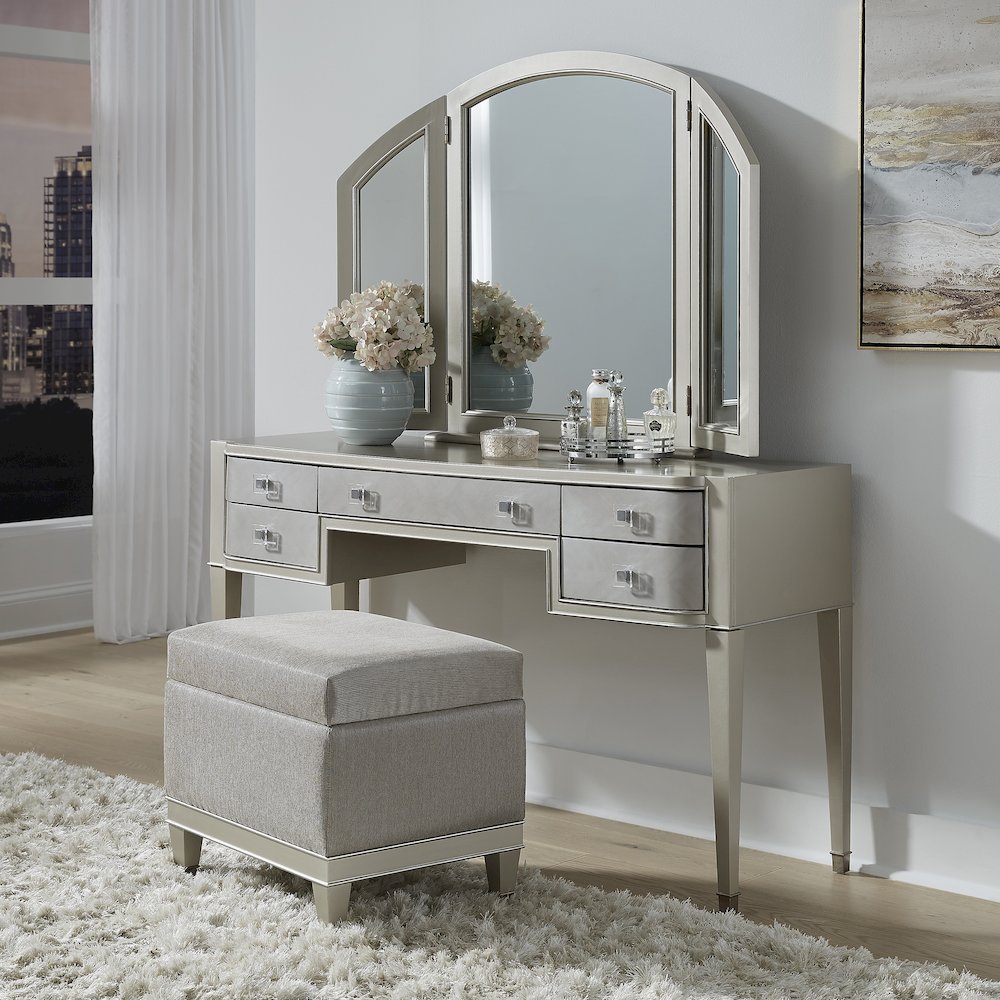Zoey Vanity Tri-Fold Mirror. Picture 7