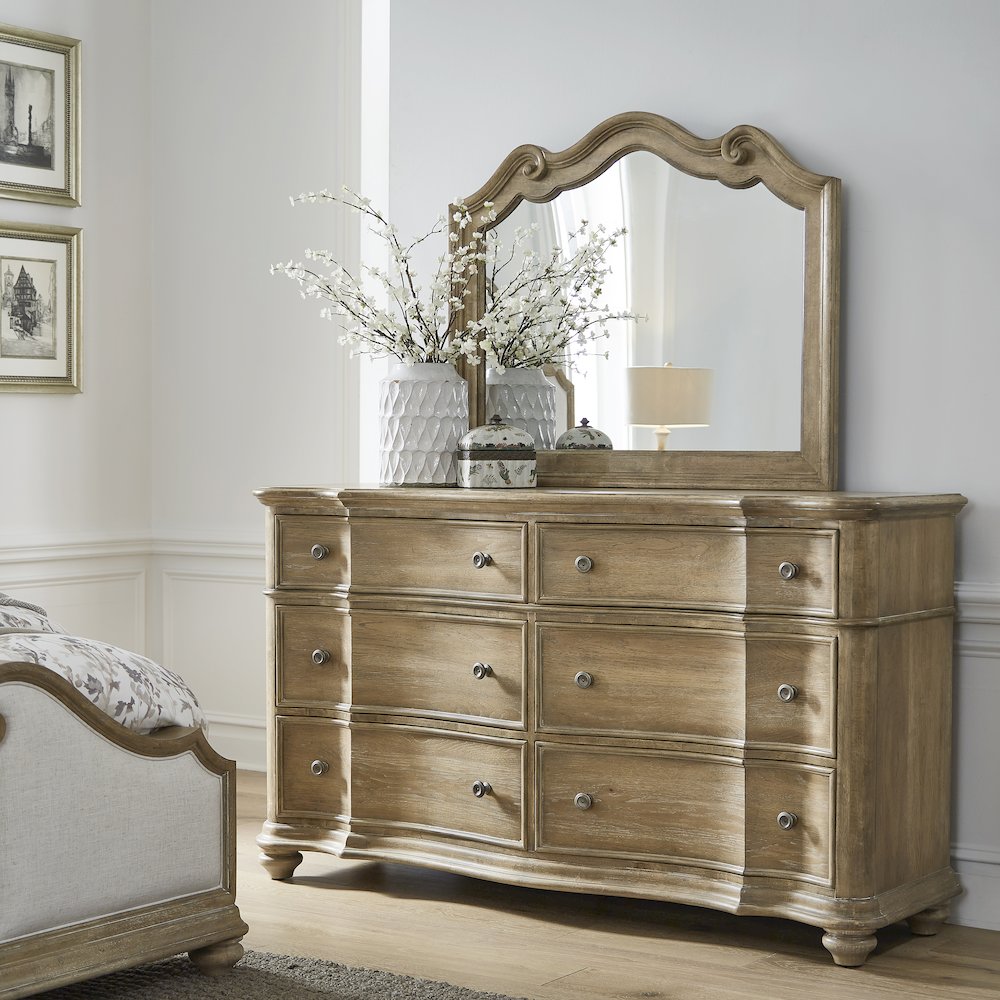 Weston Hills Dresser Mirror. Picture 6