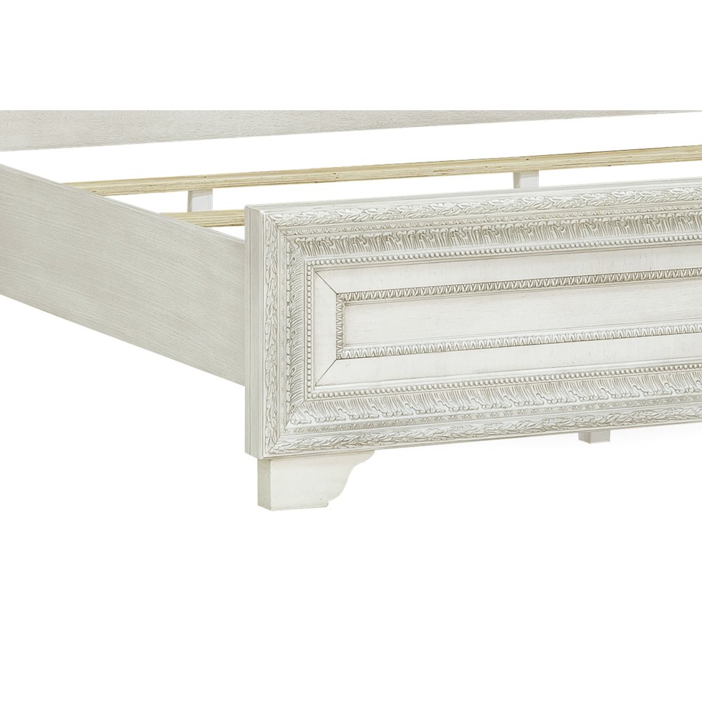 Camila Queen Upholstered Bed. Picture 6