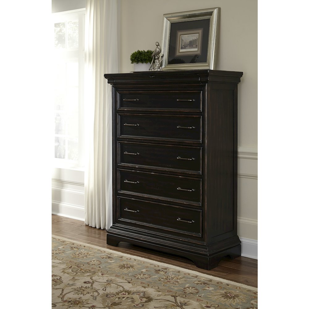 Caldwell 6 Drawer Chest. Picture 5