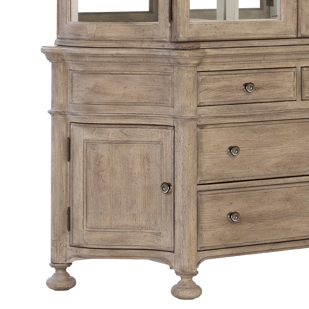 Higgins Street Curio China Cabinet. Picture 5