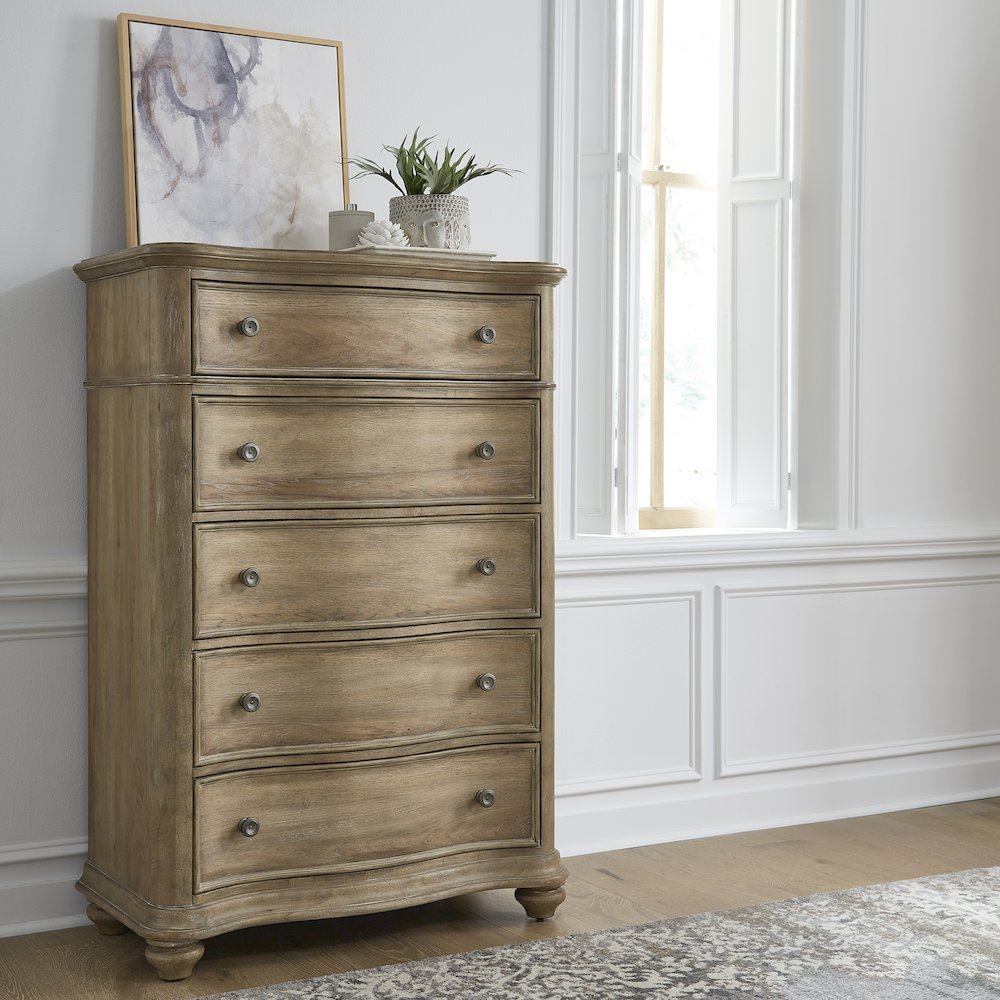Weston Hills 5 Drawer Chest. Picture 9