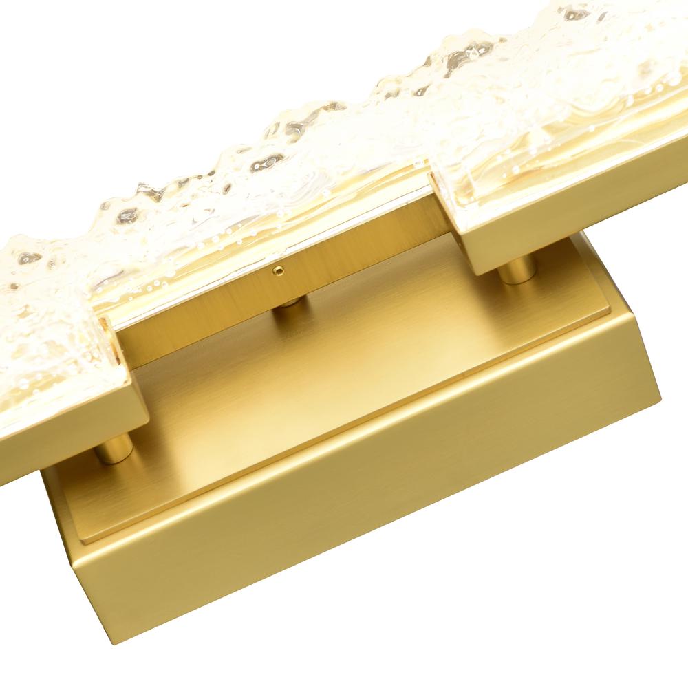 Stagger Integrated LED Brass Vanity Light. Picture 3