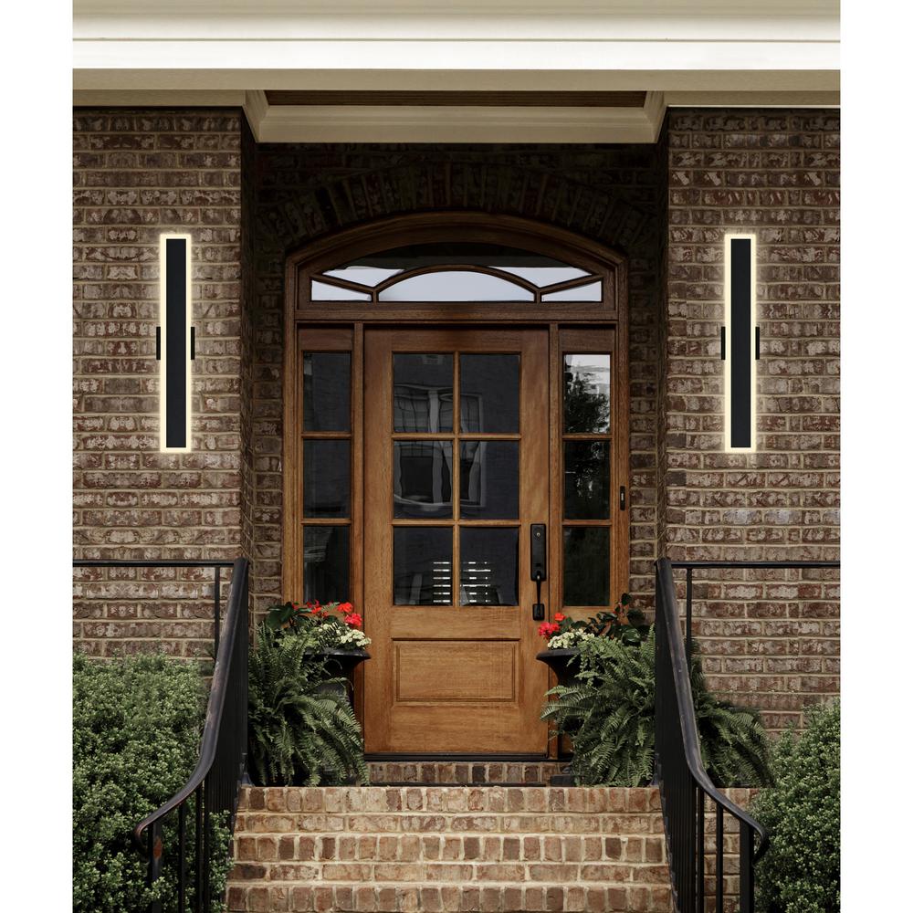 Malibu LED Integrated Black Outdoor Wall Light. Picture 7