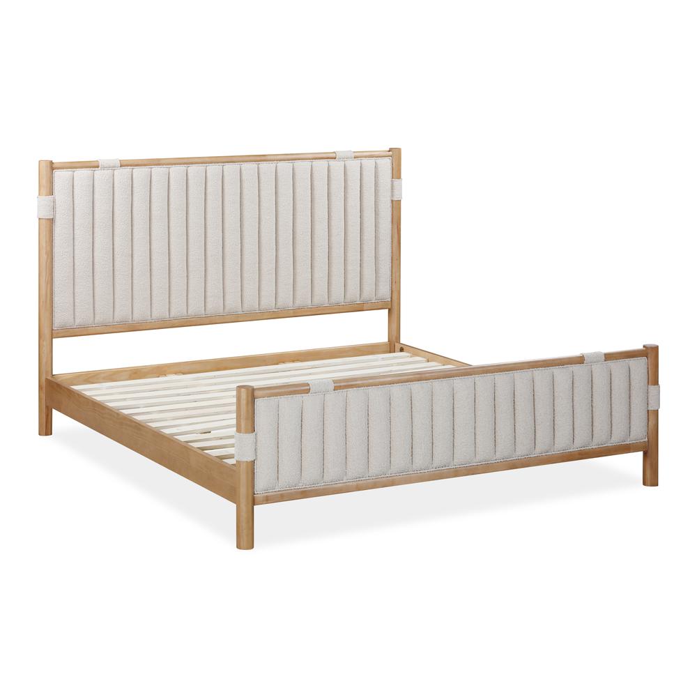 Furano Upholstered Panel Bed in Ginger and Brun Boucle. Picture 5
