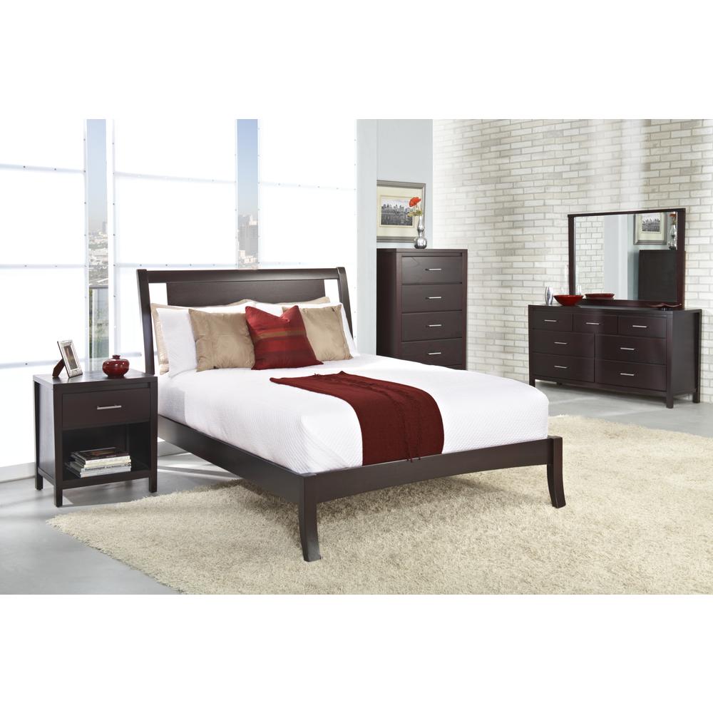 Nevis Wood Sleigh Bed in Espresso, Twin. Picture 3