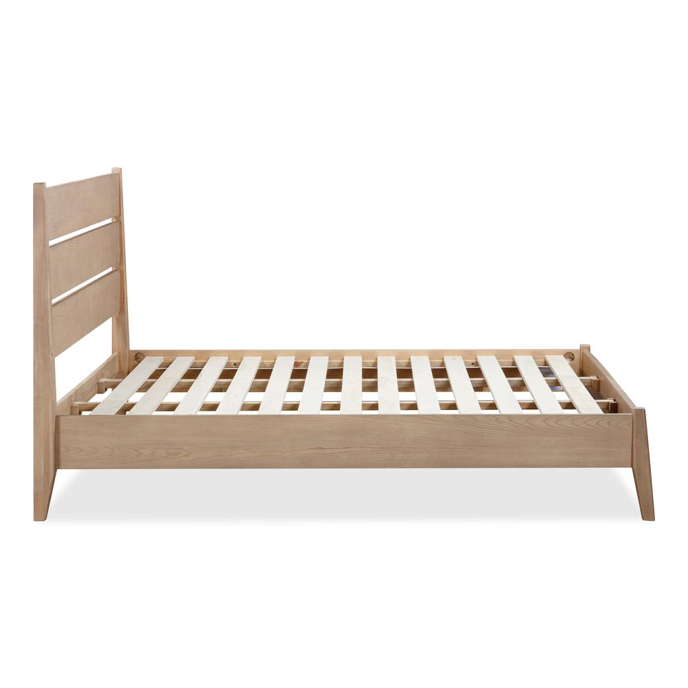 Sumire Slatted Ash Wood Platform Bed in Ginger. Picture 6
