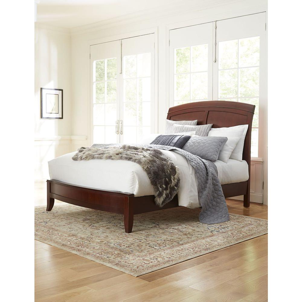 Brighton Wood Sleigh Bed in Cinnamon. Picture 1