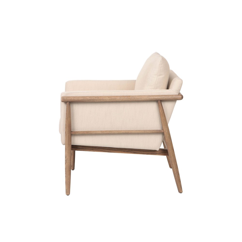 Bronte Club Chair. Picture 4