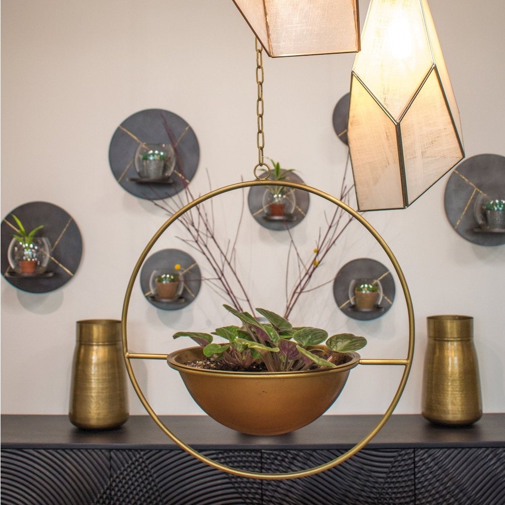 Earth Wind & Fire Hanging Pots (Set of 2). Picture 5