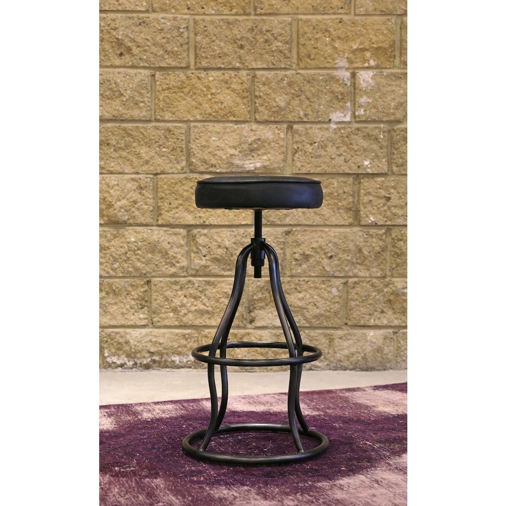 Bowie Stool - Black. Picture 7