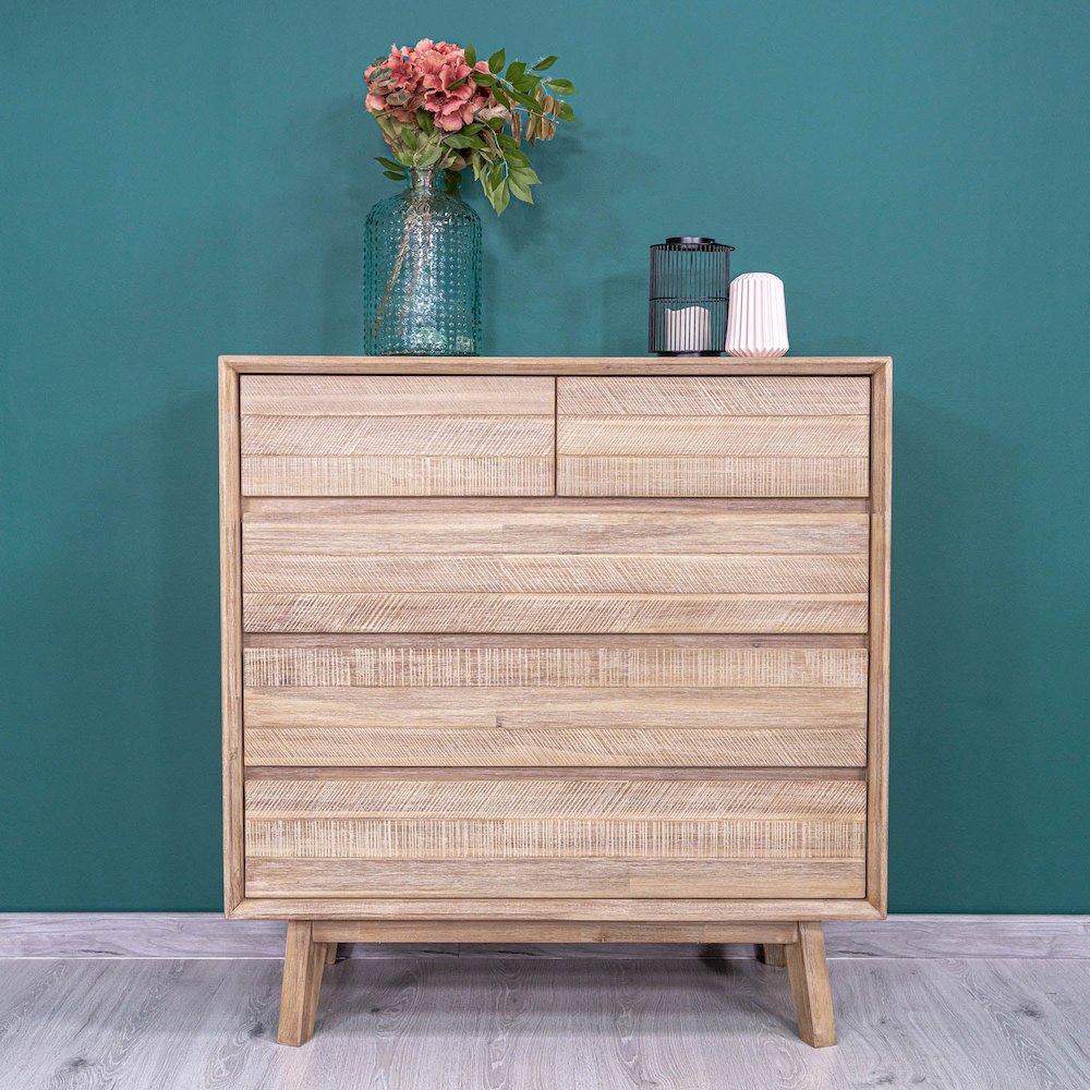 Gia 5 Drawer Chest - Light Driftwood. Picture 18