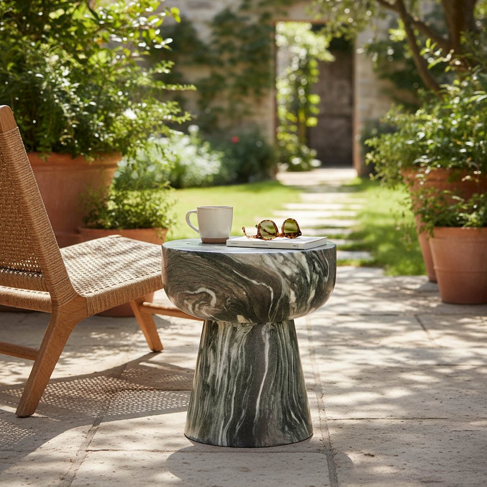 Binx Side Table. Picture 12