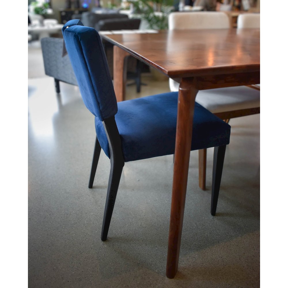 Kenzo Dining Table 71” - Brown. Picture 4