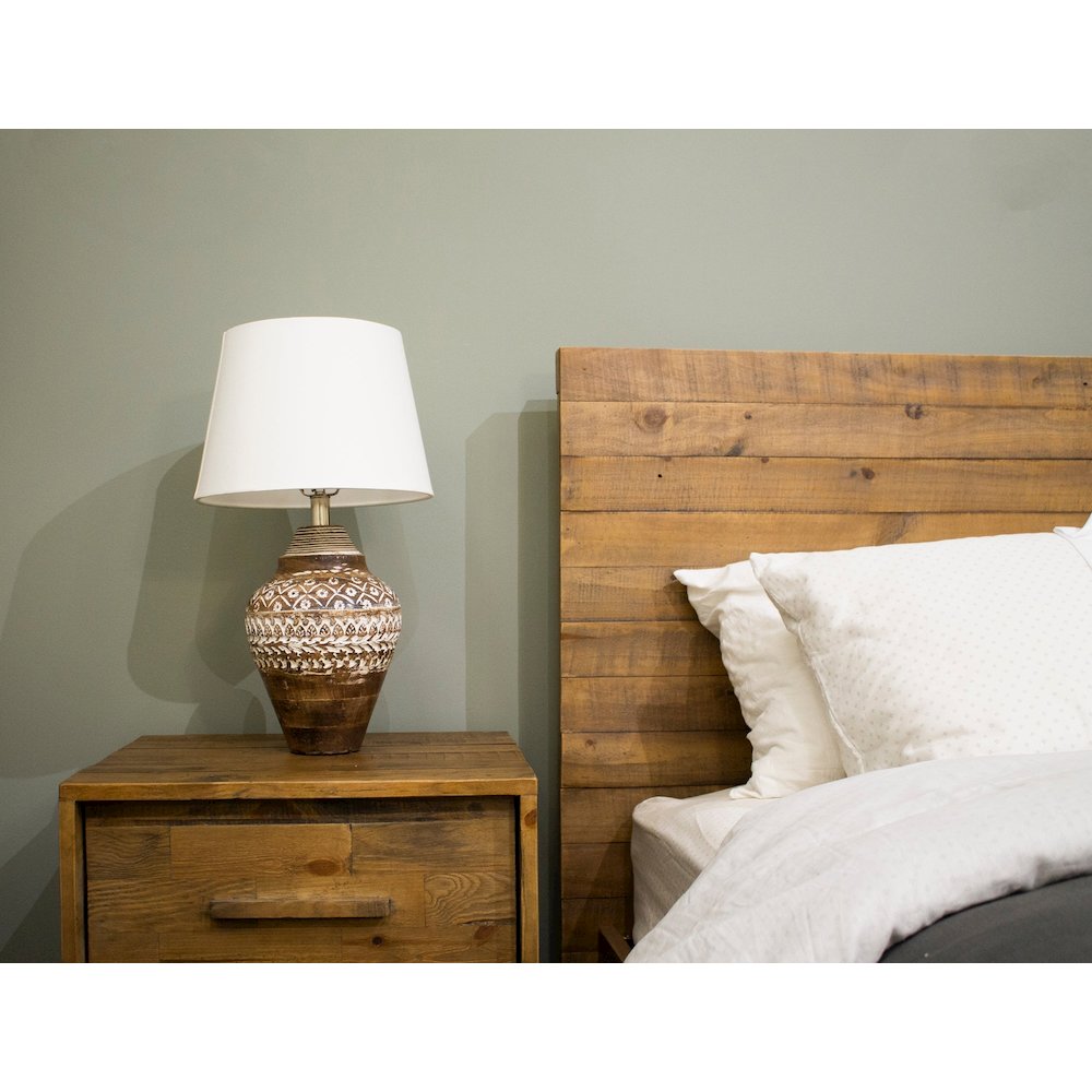 Skye Antique Lamp. Picture 2