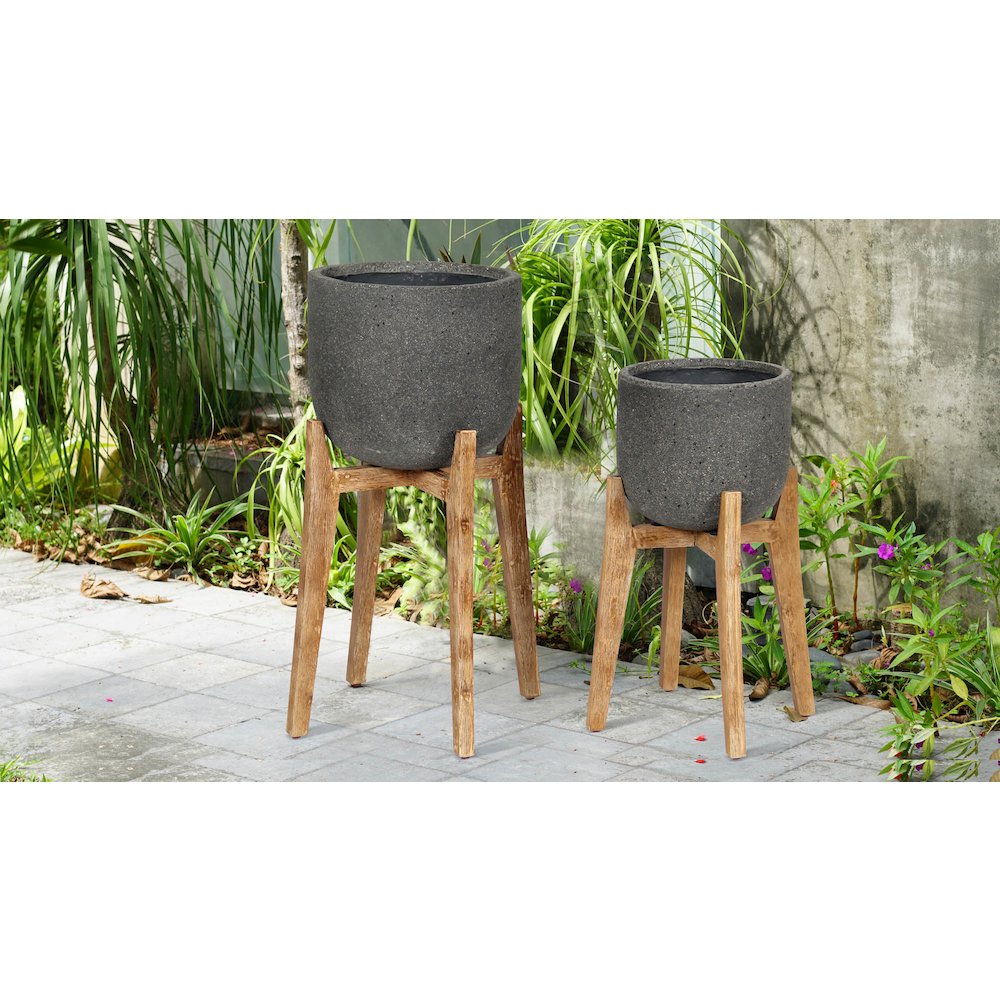 Patio Small Round Standing Pot - Grey Stone. Picture 4