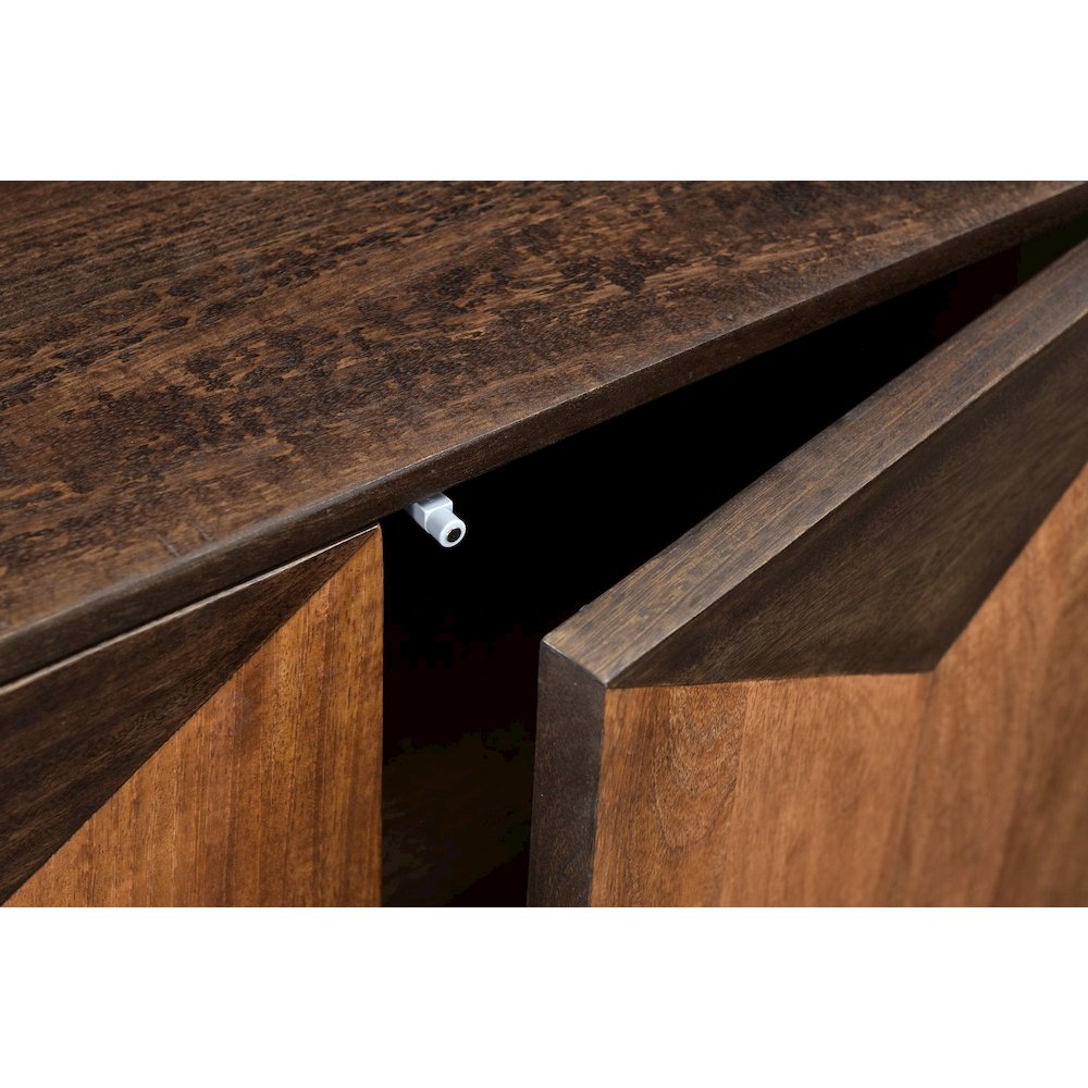 Illusion Sideboard. Picture 7