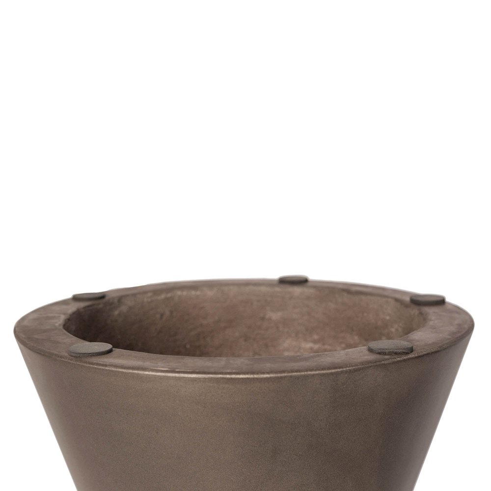 Concrete Hourglass Side Table - Bronze. Picture 8