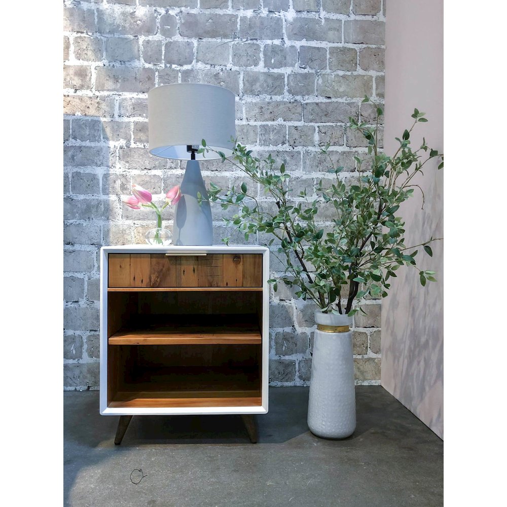 Casablanca Nightstand. Picture 13
