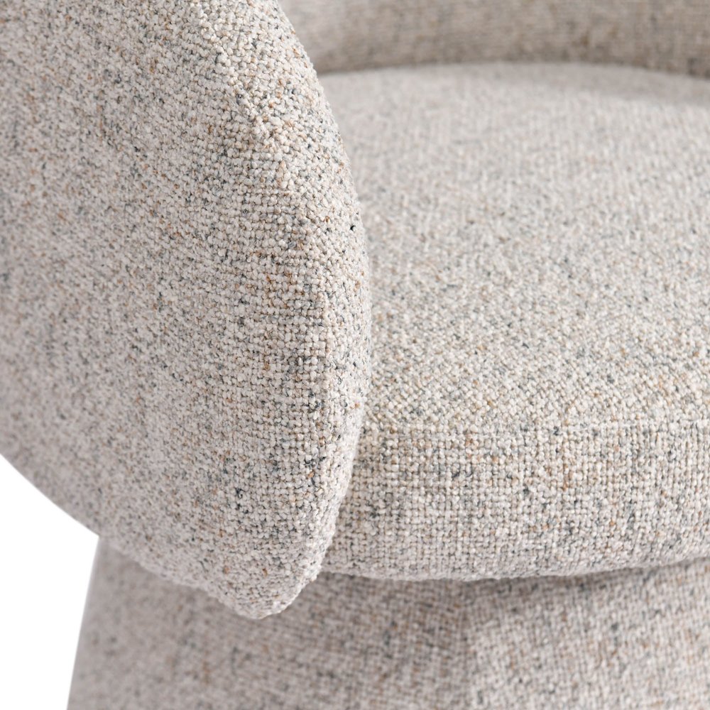 Misha Club Chair - Sand. Picture 11