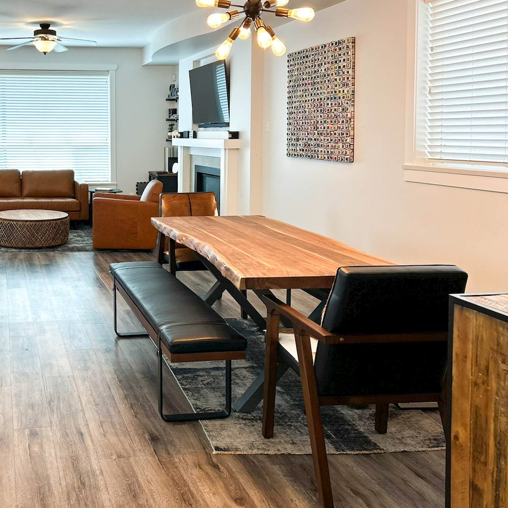 Brooklyn Upholstered Bench. Picture 17
