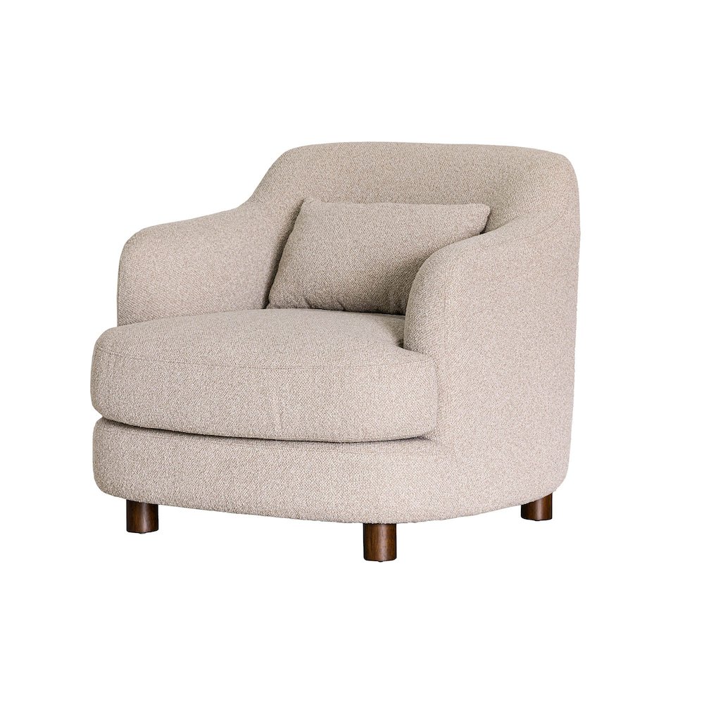 Generation Club Chair. Picture 1
