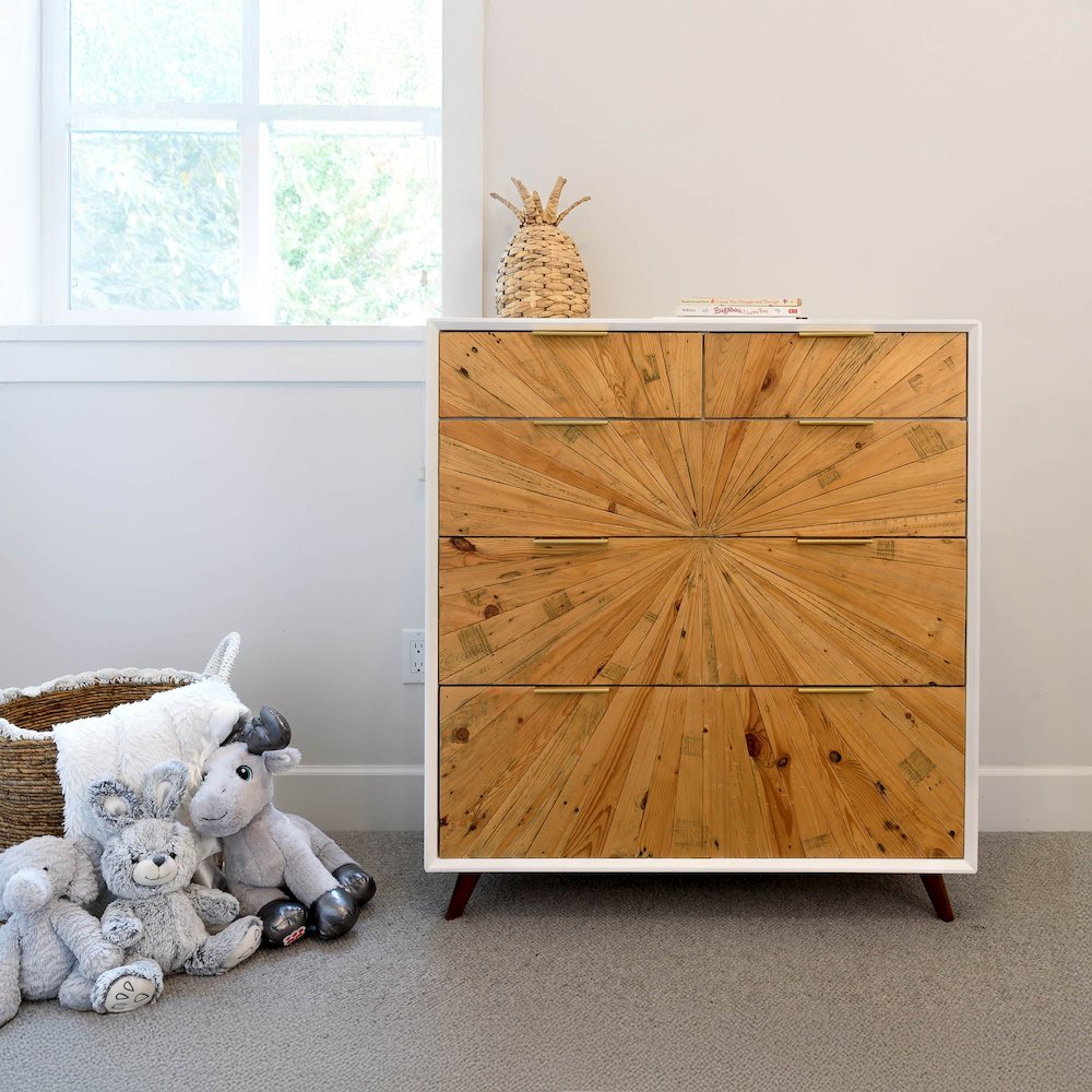 Casablanca 5 Drawer Chest. Picture 9