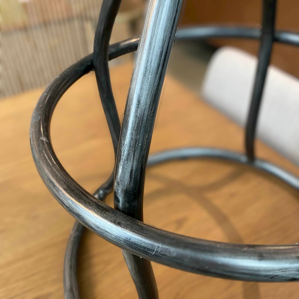Bowie Stool - Cognac. Picture 9