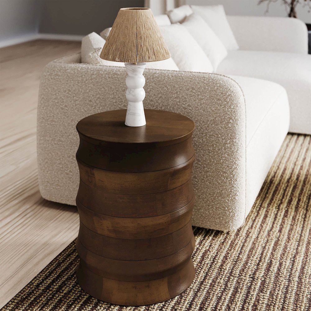 Global Side Table. Picture 2