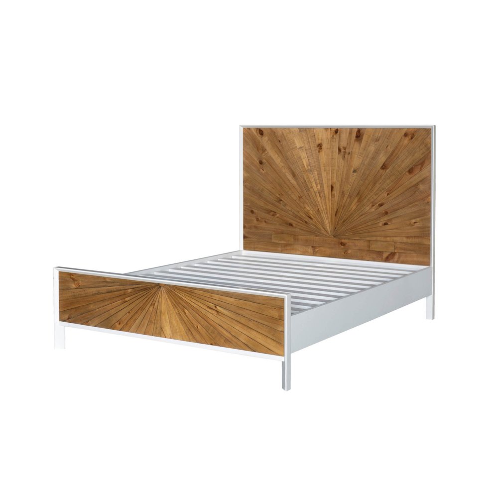 Casablanca Queen Bed. Picture 1