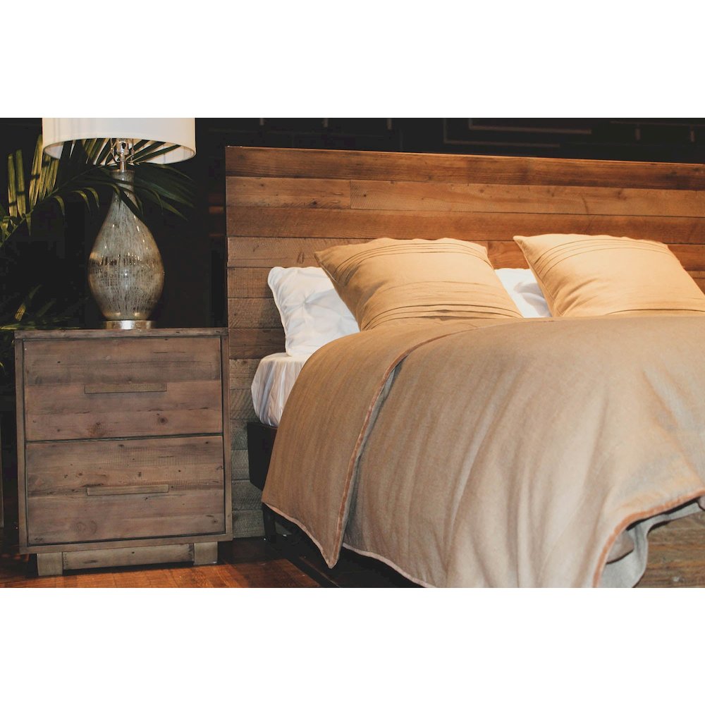 Nevada King Bed - Dark Driftwood. Picture 6