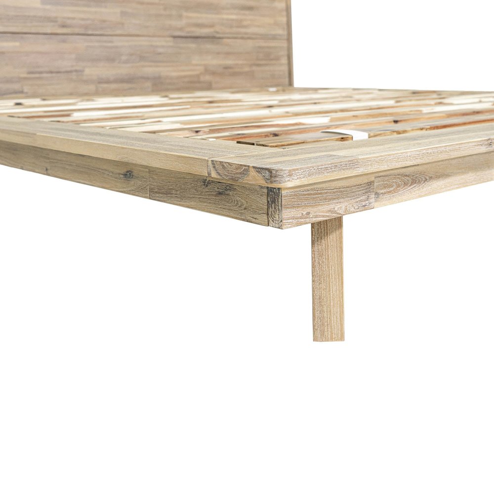 Gia King Bed - Light Driftwood. Picture 10